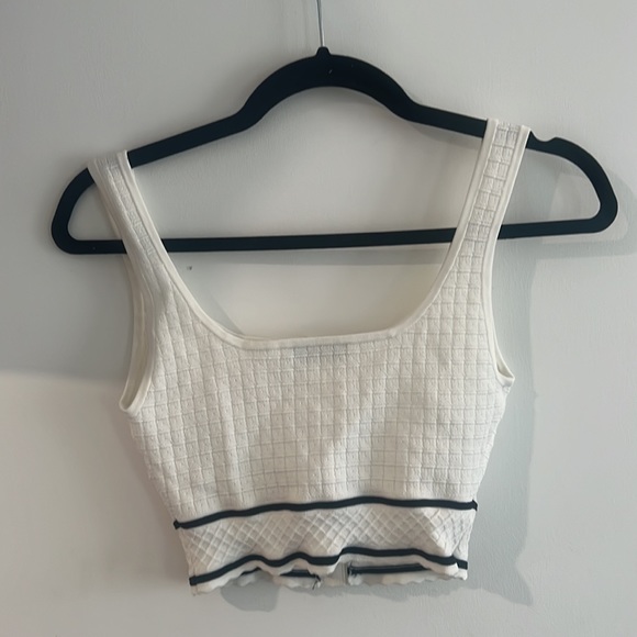 Babaton White/Black Crop Top with Gold Hardware - Picture 2 of 4
